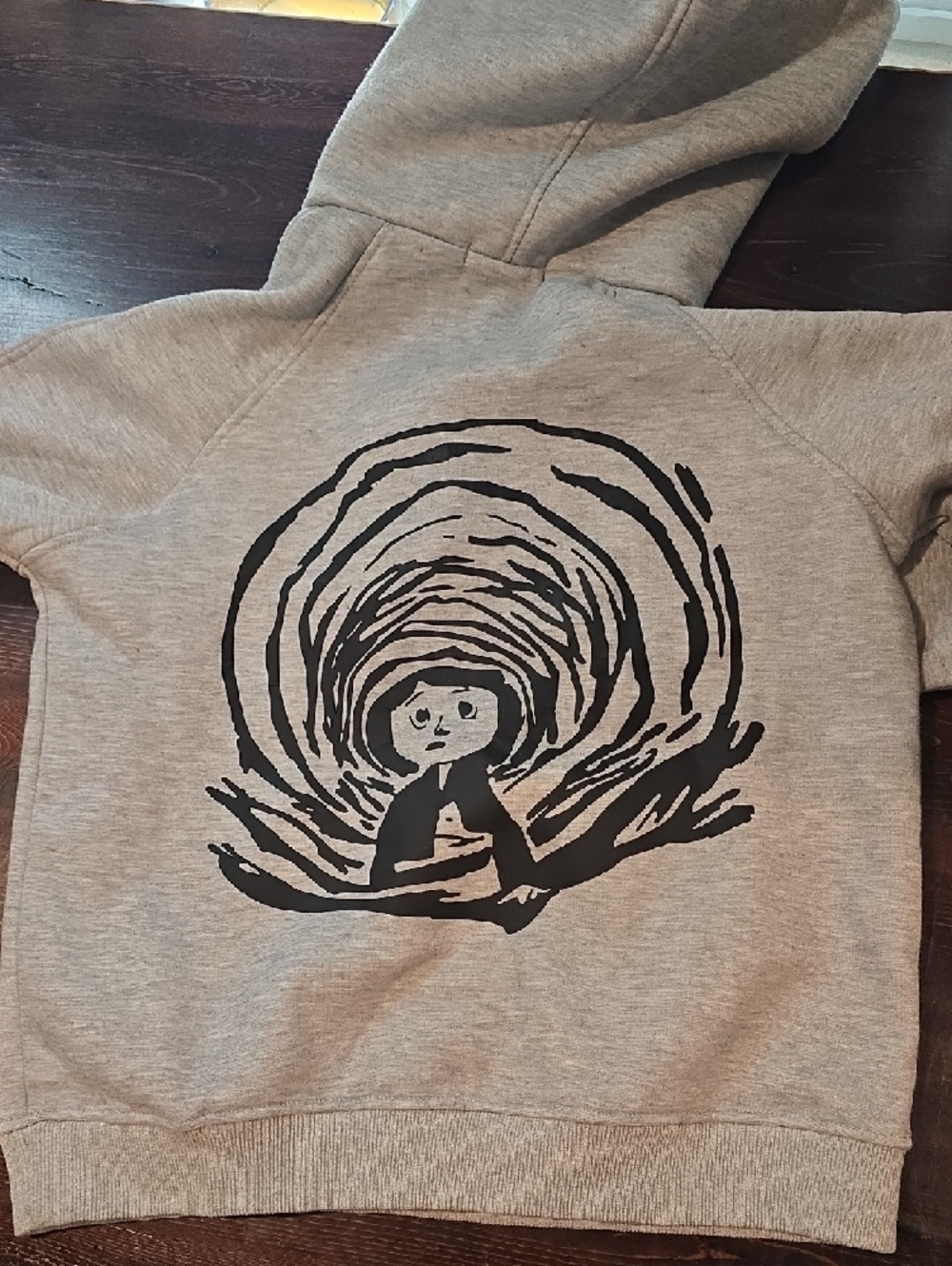 Coraline Other Mother Tunnel Graphic Hoodie & Joggers Set Grey Size 150 - Picture 2 of 5